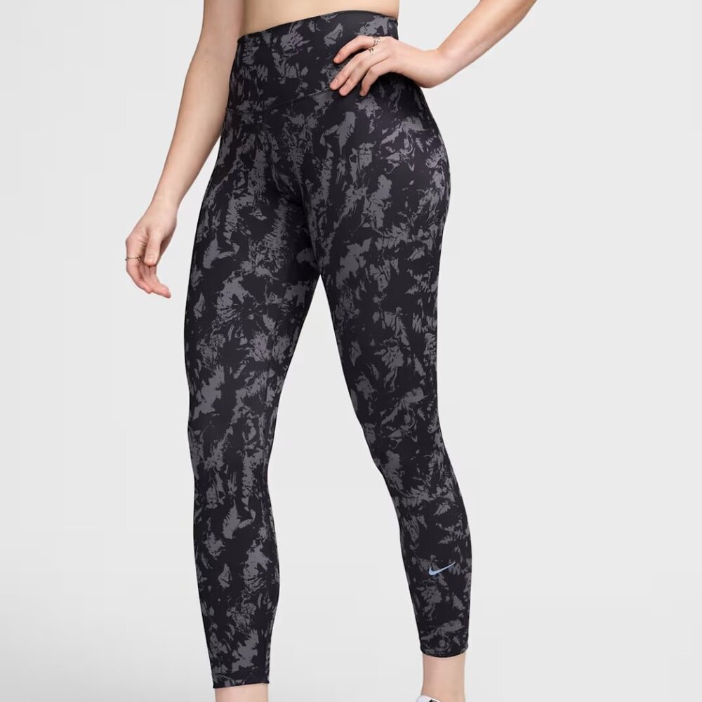 Nike One Women's Leggings High-Waisted 7/8 Black Printed Small NEW WITH TAGS